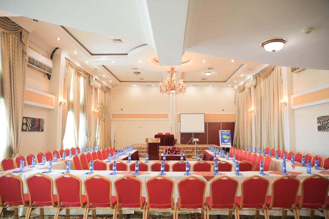 Swiss Inn Nexus Hotel Addis Abeba Esterno foto